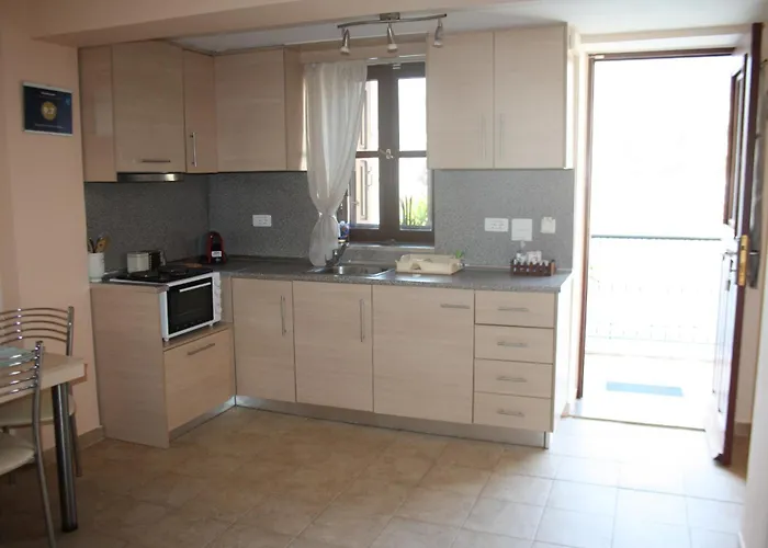 Kleanthi And Kostas Studios