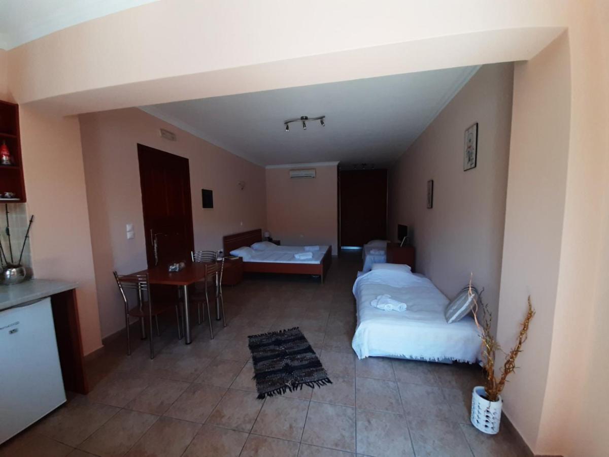 Apartment Kleanthi And Kostas Studios