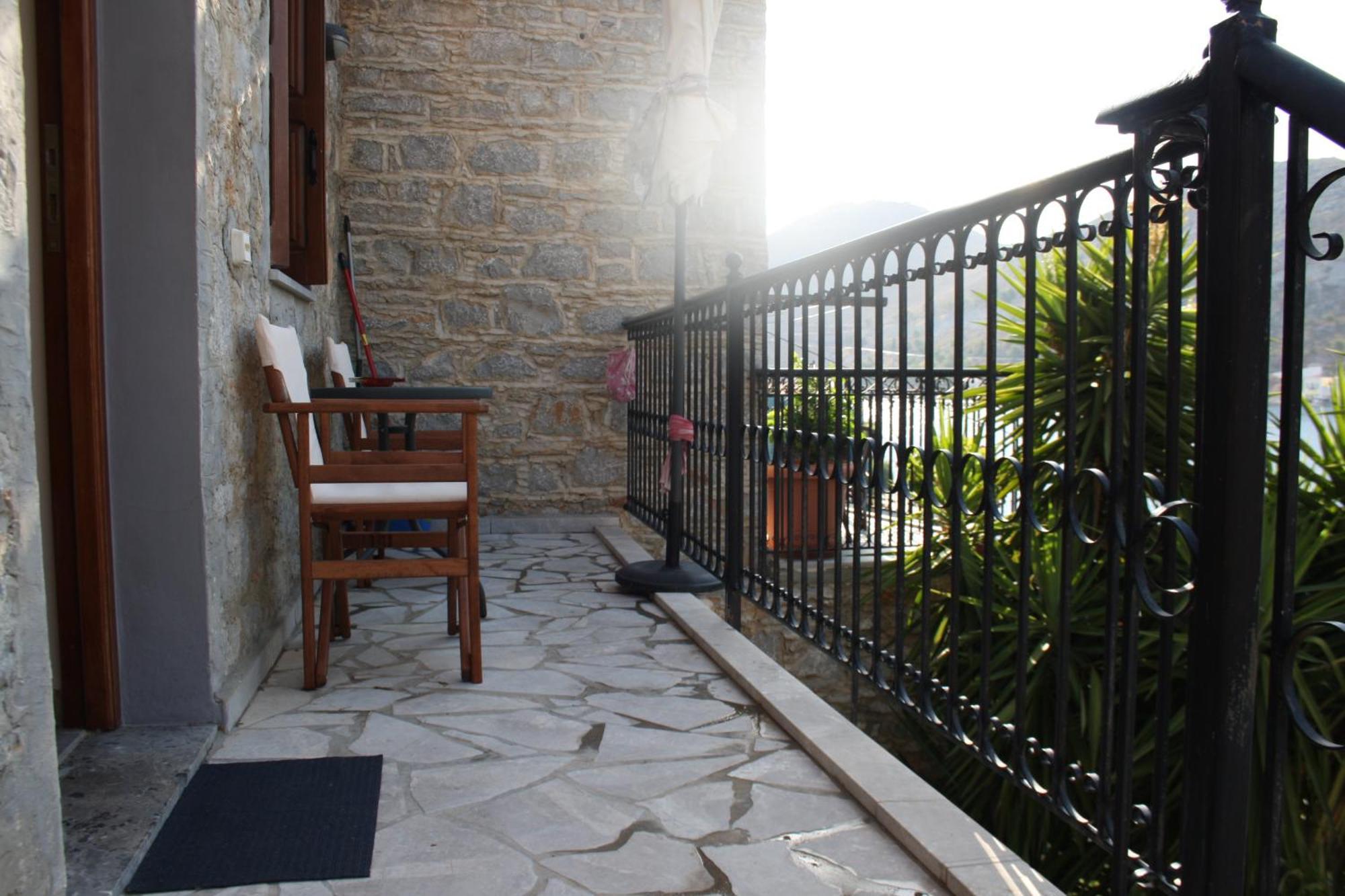 Kleanthi And Kostas Studios Apartment *